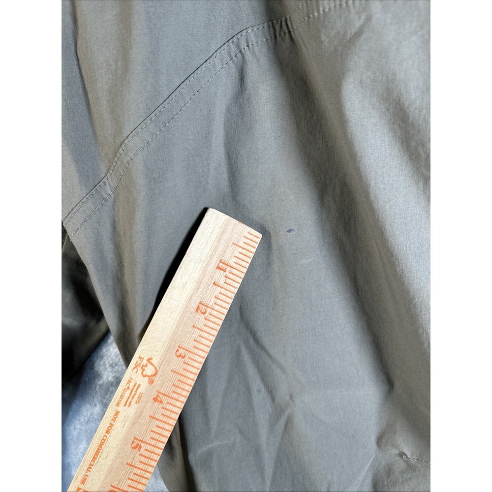 Kuhl Pants Mens 42x31 Beige Renegade Rock Cargo Hiking Gorpcore READ - Picture 8 of 16